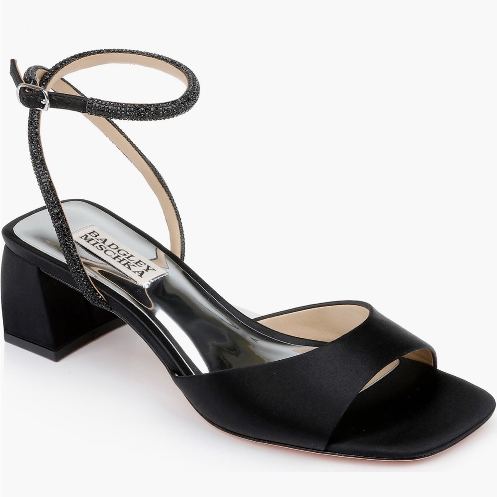 Badgley Mischka Women's Black Ankle Strap Sandals